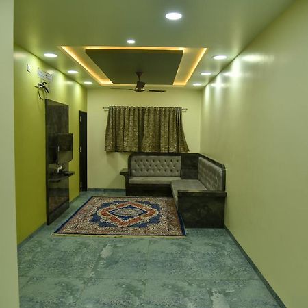 Pawan Executive Tuljapur 외부 사진