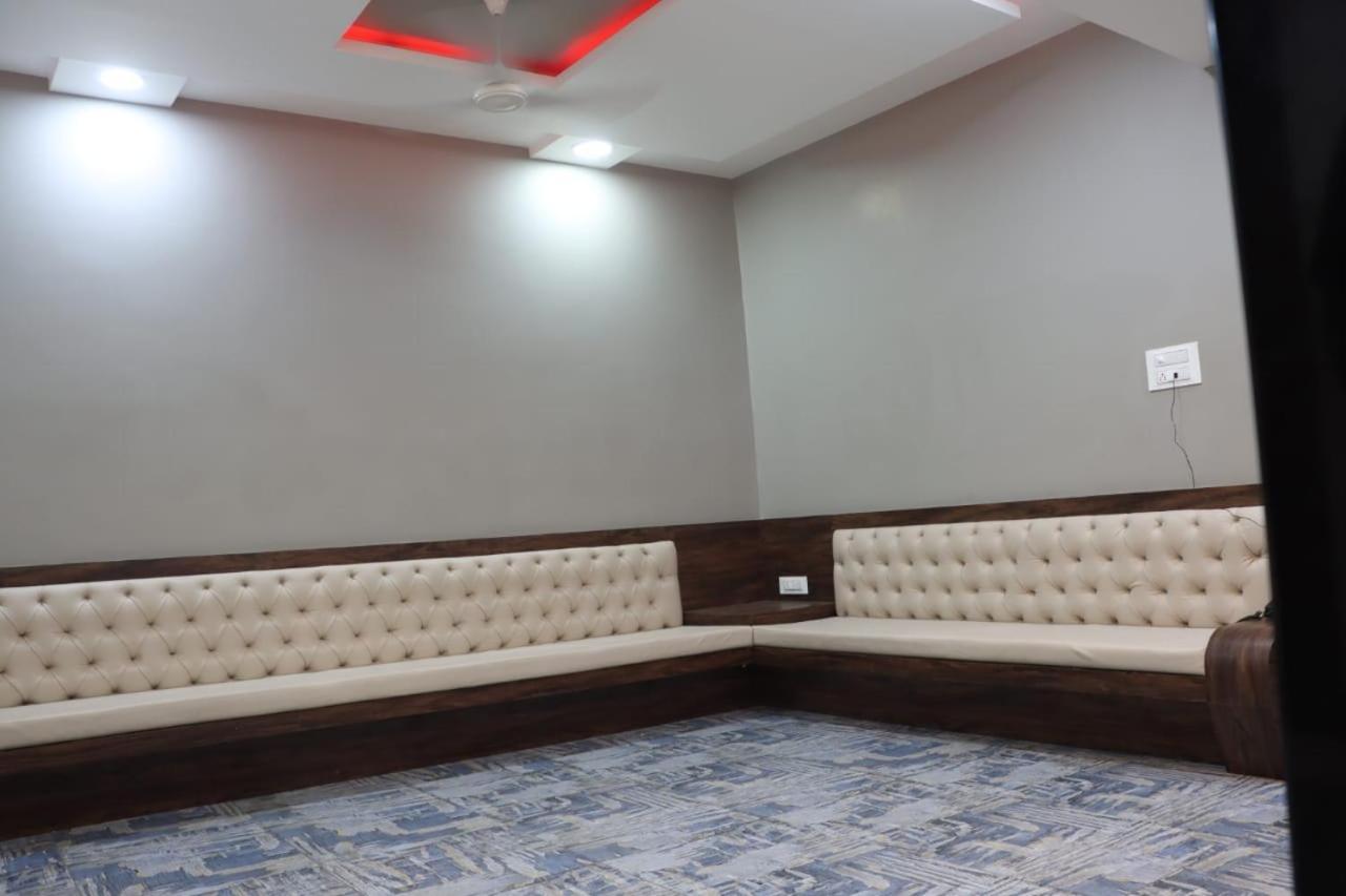 Pawan Executive Tuljapur 외부 사진