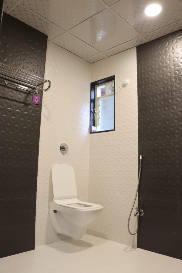 Pawan Executive Tuljapur 외부 사진
