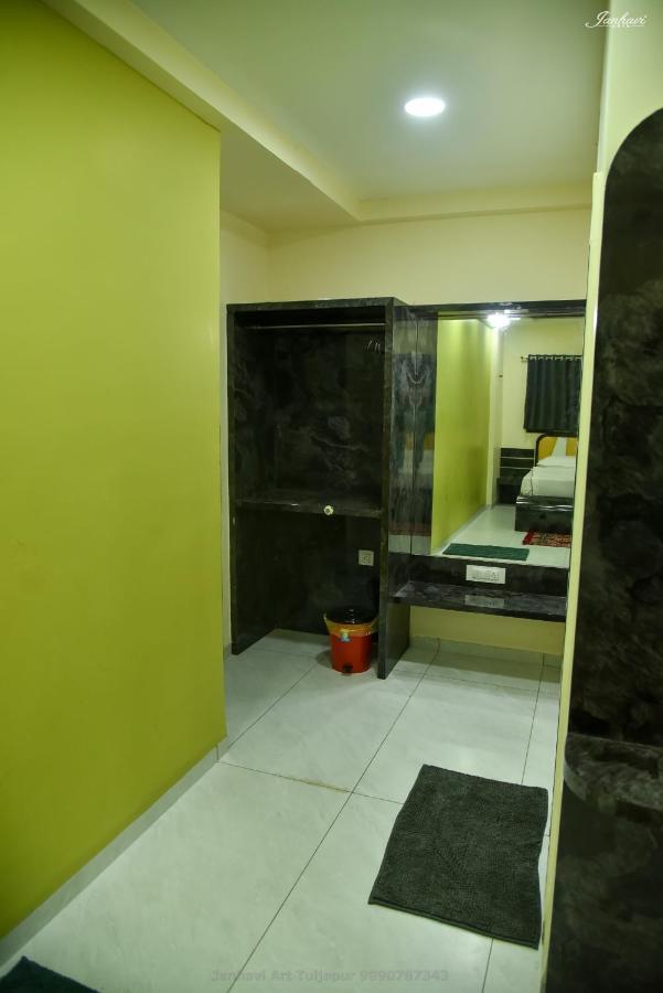 Pawan Executive Tuljapur 외부 사진