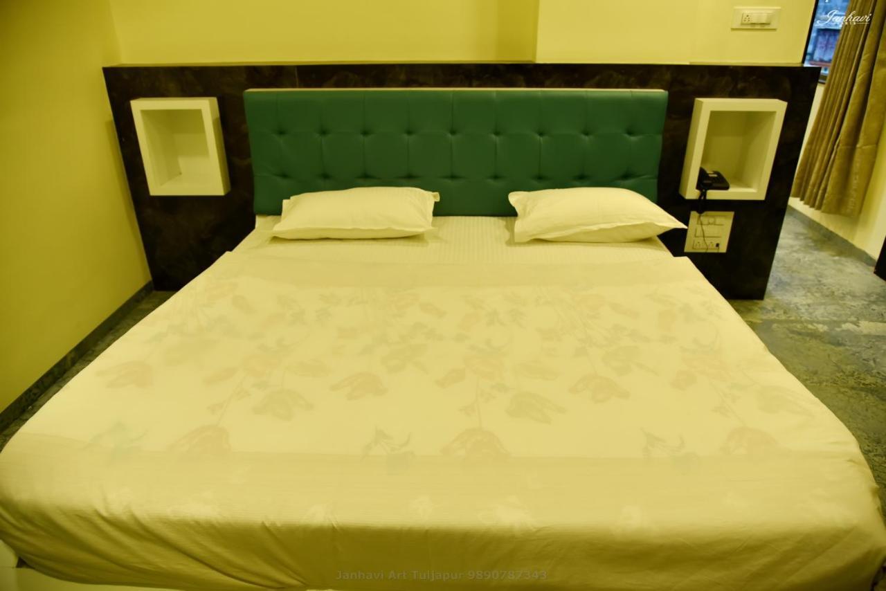 Pawan Executive Tuljapur 외부 사진