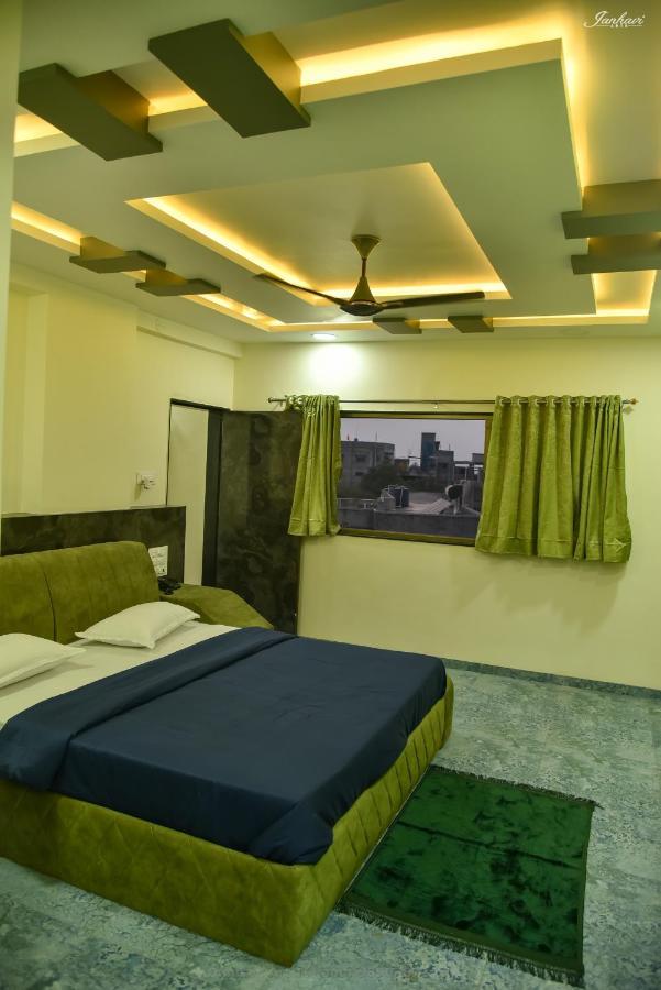 Pawan Executive Tuljapur 외부 사진