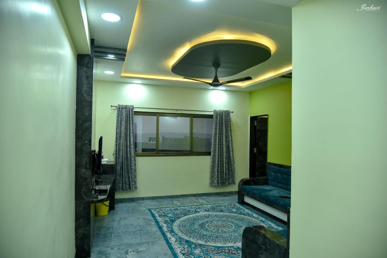 Pawan Executive Tuljapur 외부 사진