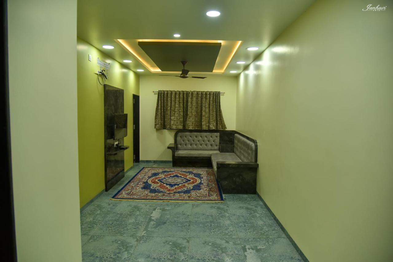 Pawan Executive Tuljapur 외부 사진