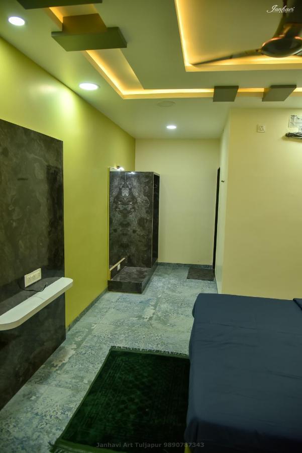 Pawan Executive Tuljapur 외부 사진